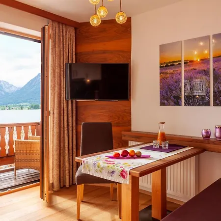 Haus Windhager בית הארחה 4*