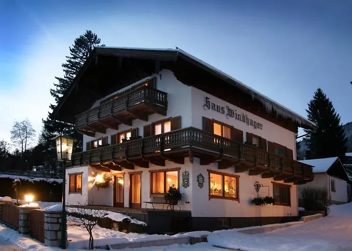 Haus Windhager بيت ضيافة